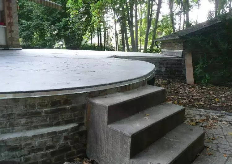 toiture terrasse étanchée en membrane EPDM collée sur béton